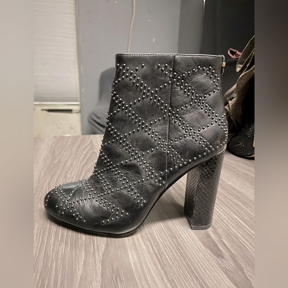 Calvin Klein | Jasmine | Boots